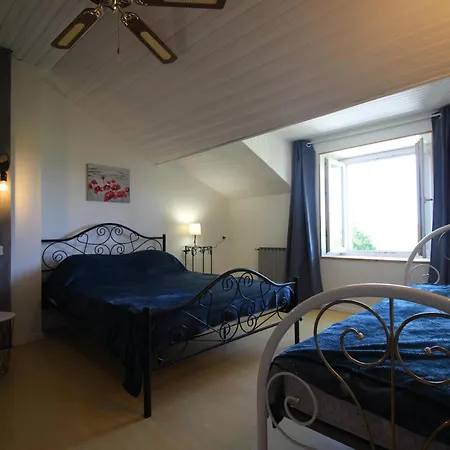 Aux Belles Vignes Dom wakacyjny *