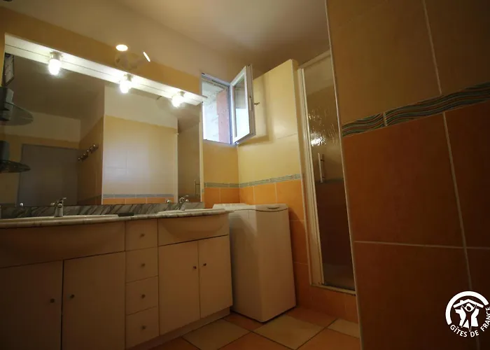 Aux Belles Vignes Semesterbostad